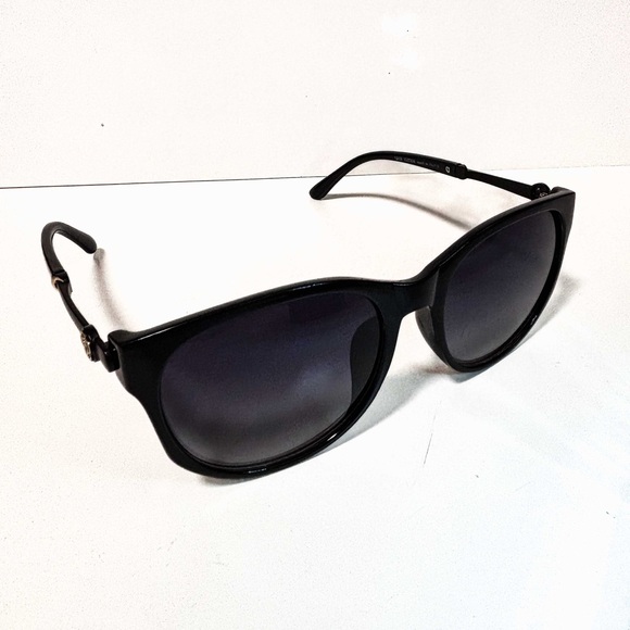 NEW - Authentic Louis Vuitton Black and Gold Cat Eye Sunglasses - Picture 2 of 6